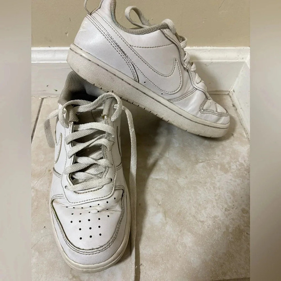 Nike Air Force 1 Sise4 - Picture 1 of 5
